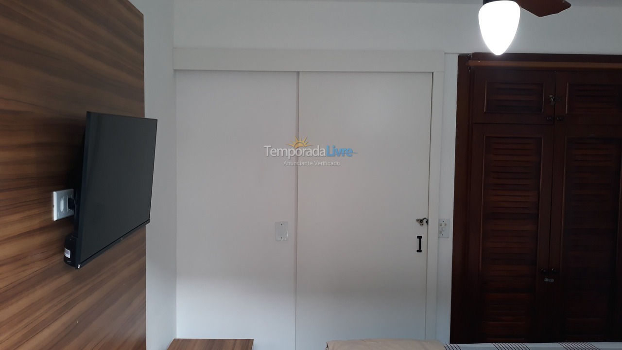 Casa para aluguel de temporada em Ubatuba (Praia das Toninhas)