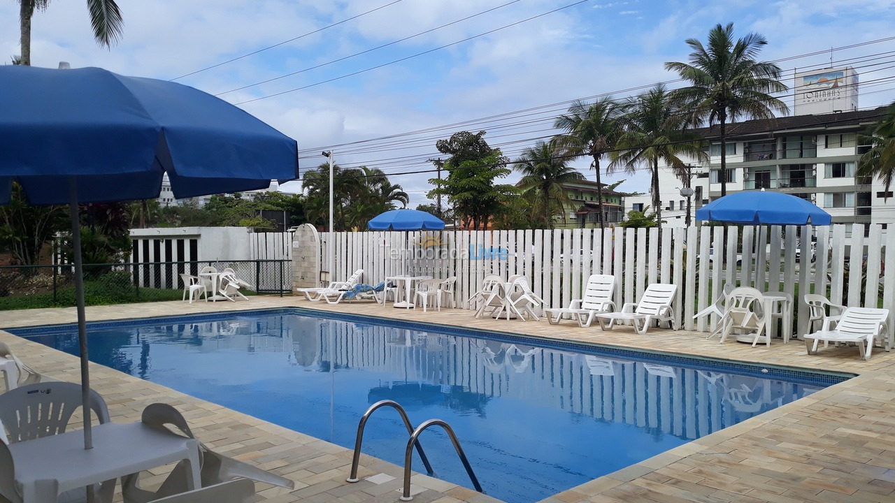 Casa para aluguel de temporada em Ubatuba (Praia das Toninhas)