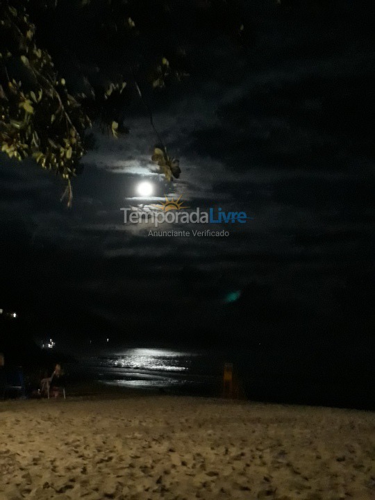 Casa para aluguel de temporada em Ubatuba (Praia das Toninhas)