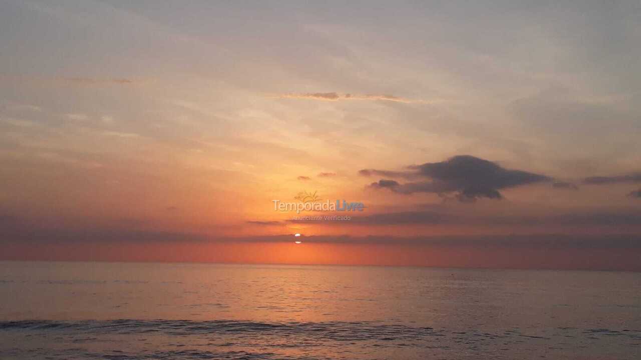 Casa para aluguel de temporada em Ubatuba (Praia das Toninhas)