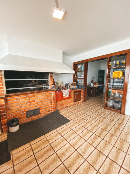 Casa para aluguel de temporada em Florianópolis (Coqueiros)