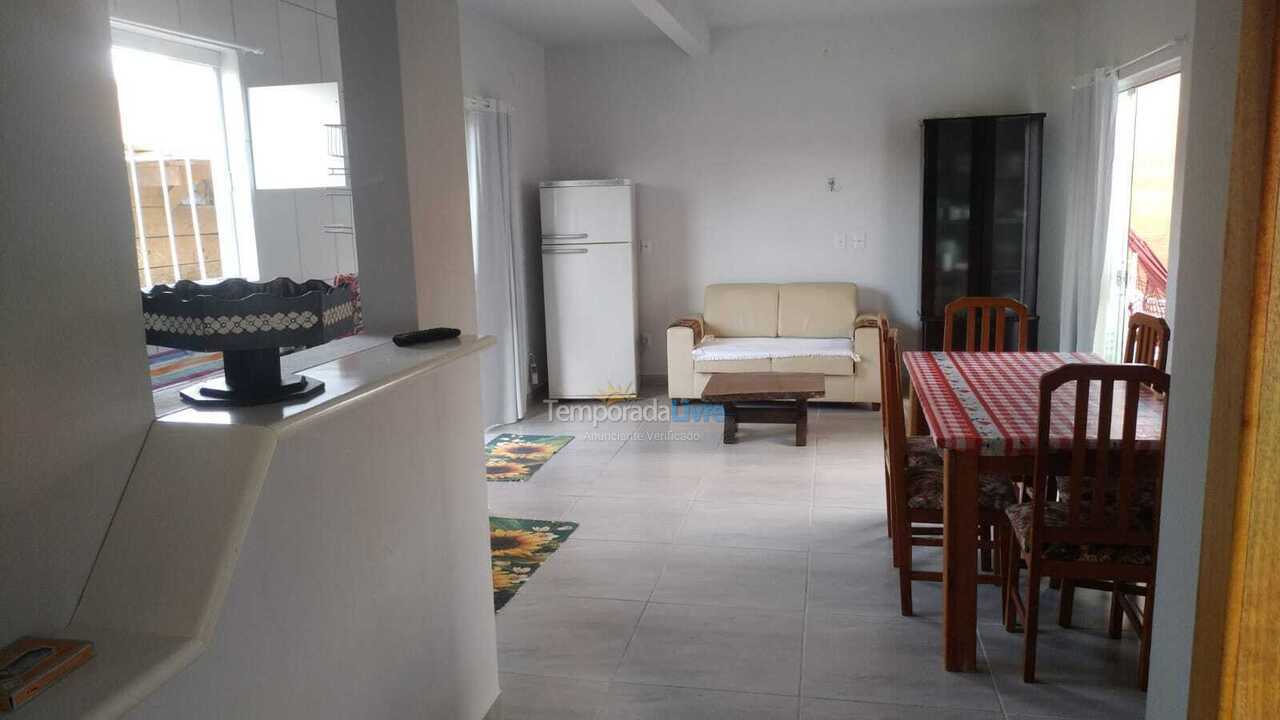 House for vacation rental in Balneário Gaivota (Centro)