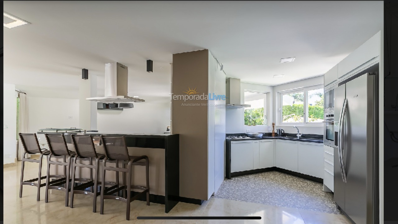 Casa para aluguel de temporada em Florianopolis (Jurerê Internacional)