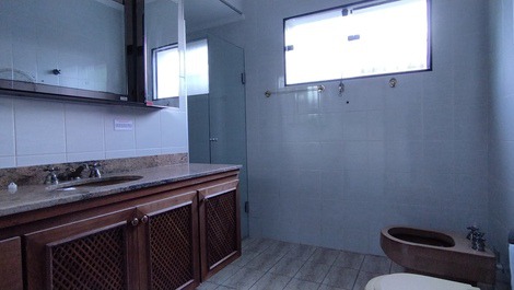 Great house in Condomínio Salga, 2 blocks from Lagoinha beach