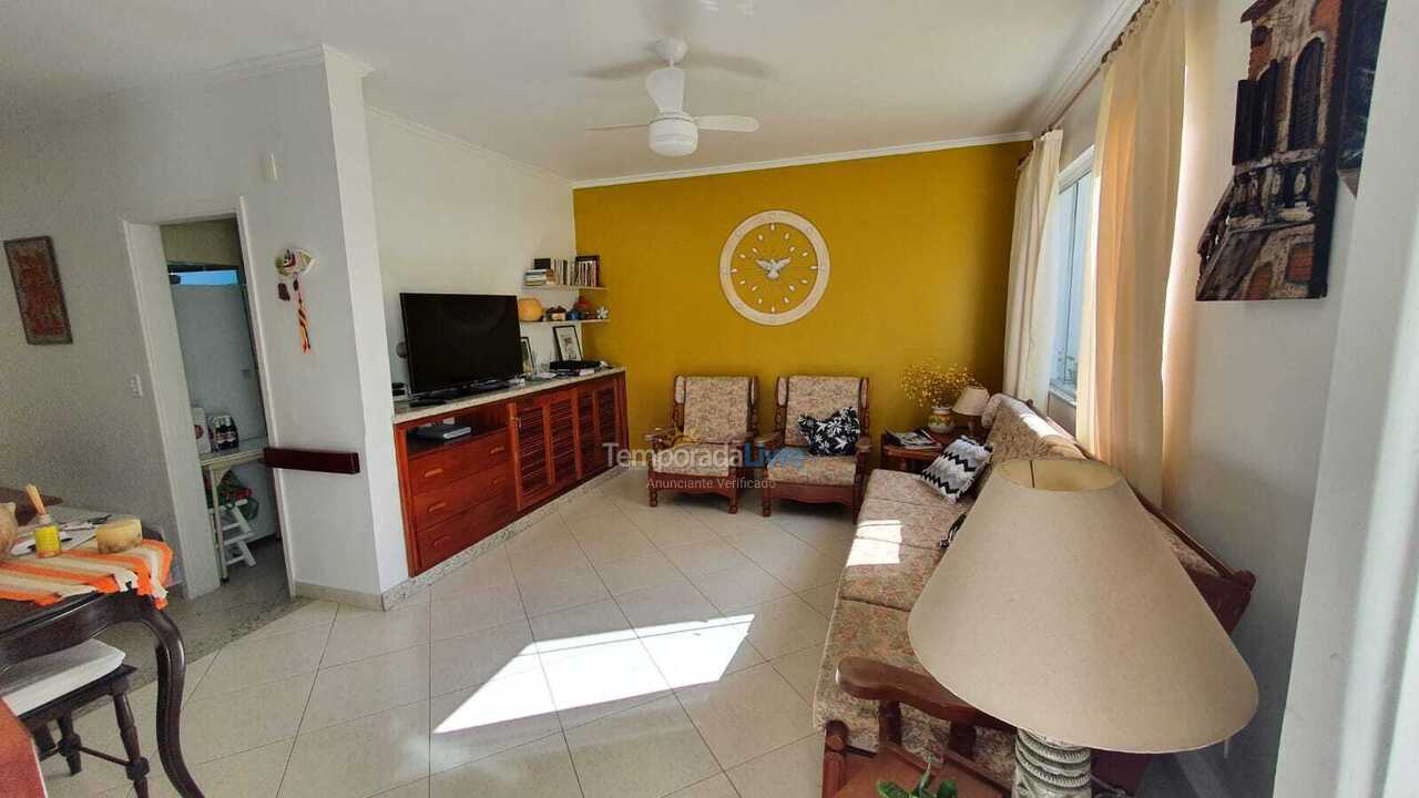 Casa para aluguel de temporada em Ubatuba (Enseada)