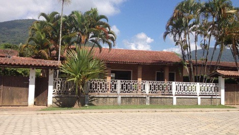 CE091 LIBRE POR CARNAVAL, CON PISCINA, PLAYA DE ENSEADA.