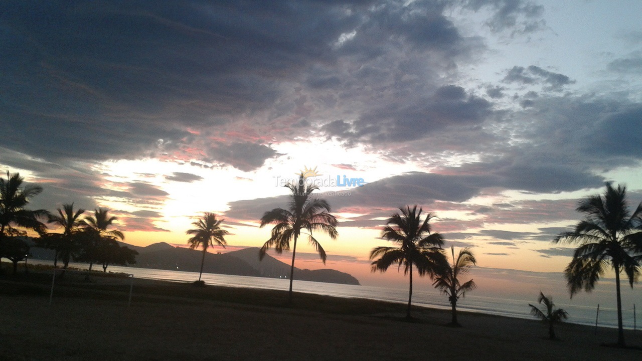 Casa para alquiler de vacaciones em Caraguatatuba (Poiares)