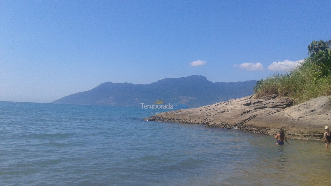 Casa para alquiler de vacaciones em Caraguatatuba (Poiares)