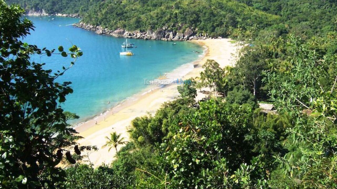 Casa para alquiler de vacaciones em Caraguatatuba (Poiares)