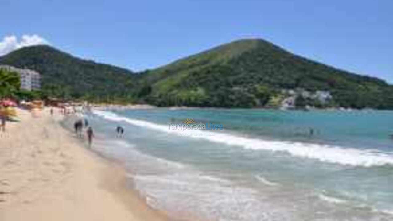 Casa para alquiler de vacaciones em Caraguatatuba (Poiares)