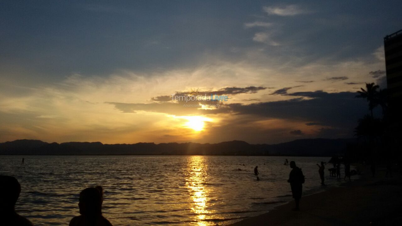 Casa para alquiler de vacaciones em Caraguatatuba (Poiares)