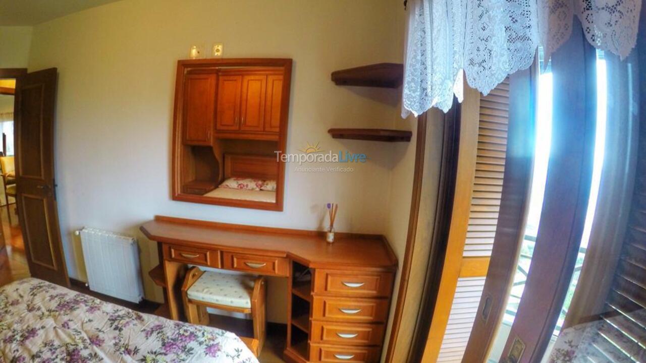 Apartment for vacation rental in Gramado (Centro)