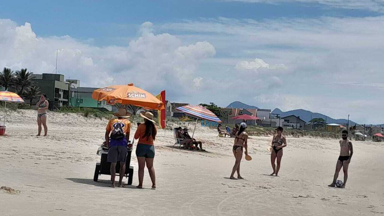 Casa para aluguel de temporada em Guaratuba (Nereidas)