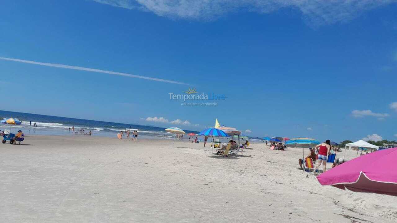 Casa para aluguel de temporada em Guaratuba (Nereidas)