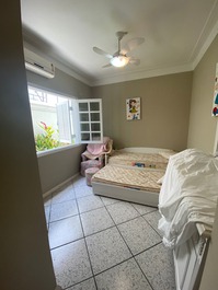 Casa na Riviera de São Lourenço 6 dormitórios