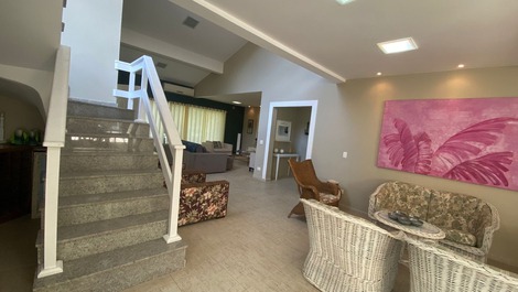 Casa na Riviera de São Lourenço 6 dormitórios