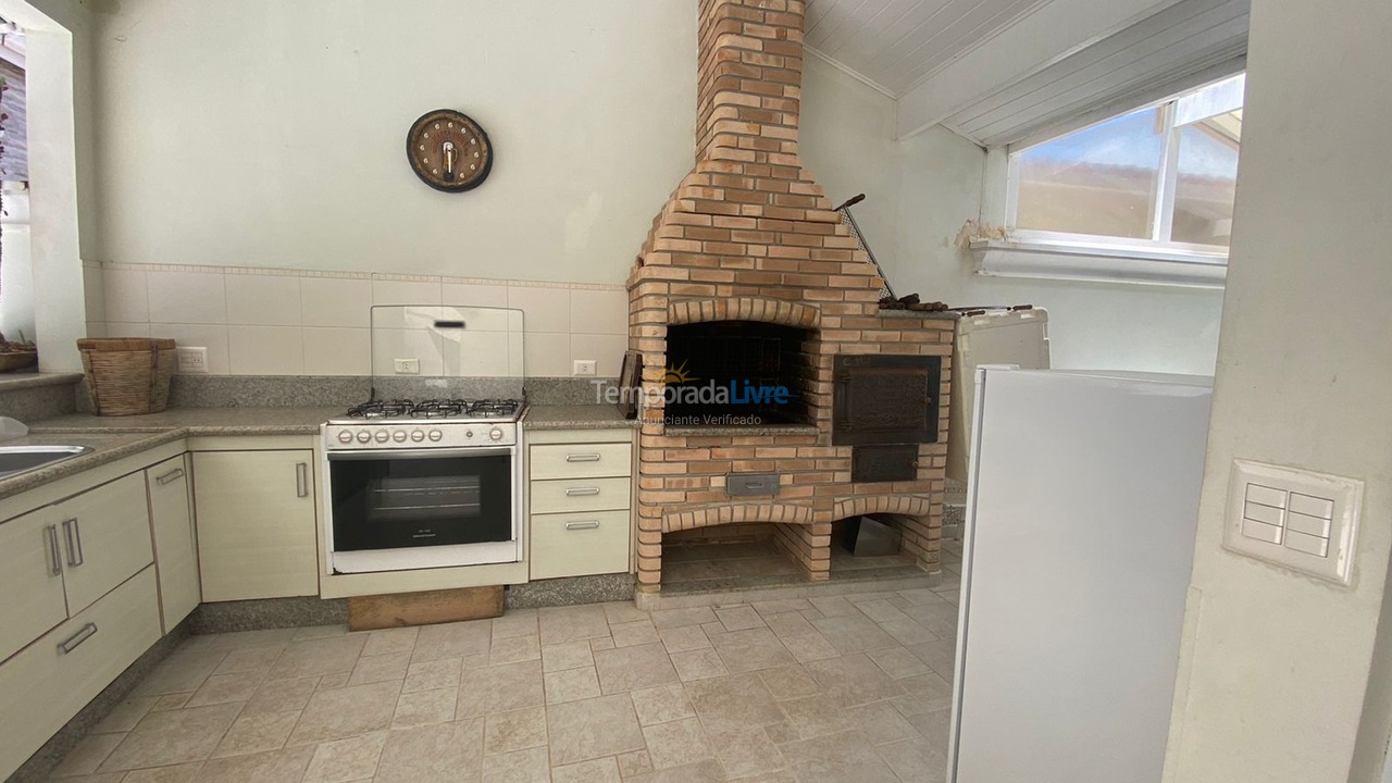 Casa para aluguel de temporada em Bertioga (Riviera de São Lourenço)