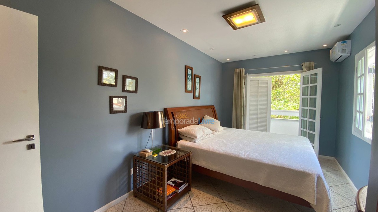 Casa para aluguel de temporada em Bertioga (Riviera de São Lourenço)