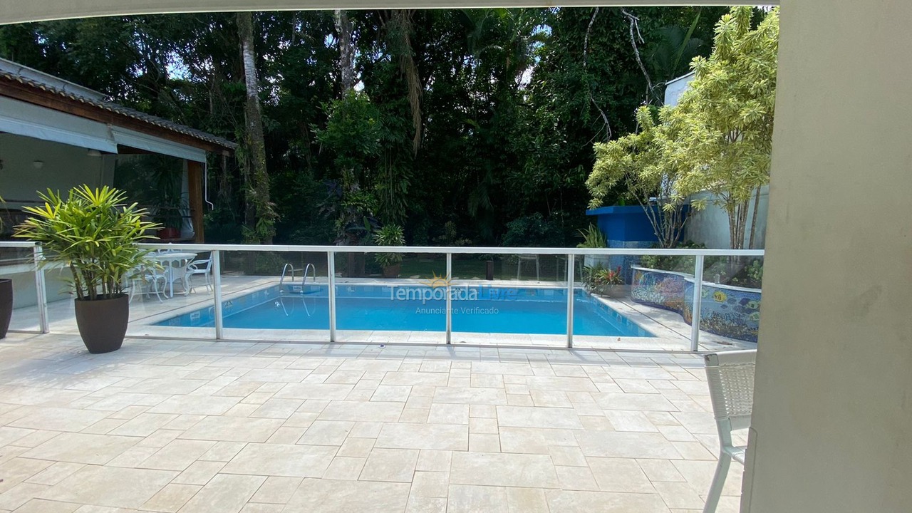 Casa para aluguel de temporada em Bertioga (Riviera de São Lourenço)