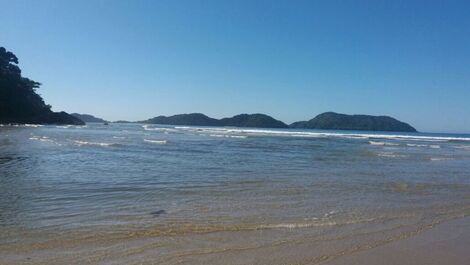 CASA FRENTE A LA PLAYA - JUQUEHY - COSTA NORTE DE SÃO PAULO