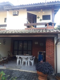 CASA FRENTE A LA PLAYA - JUQUEHY - COSTA NORTE DE SÃO PAULO