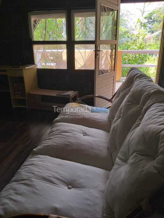 Casa para aluguel de temporada em Ubatuba (Praia das Toninhas)