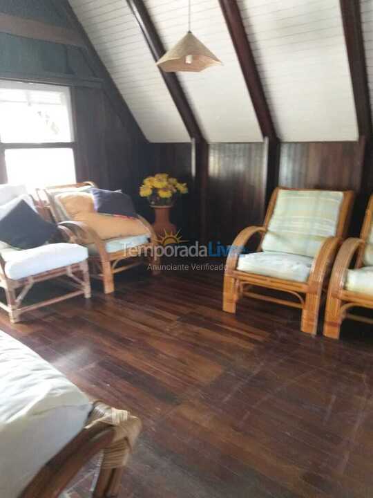 Casa para aluguel de temporada em Ubatuba (Praia das Toninhas)