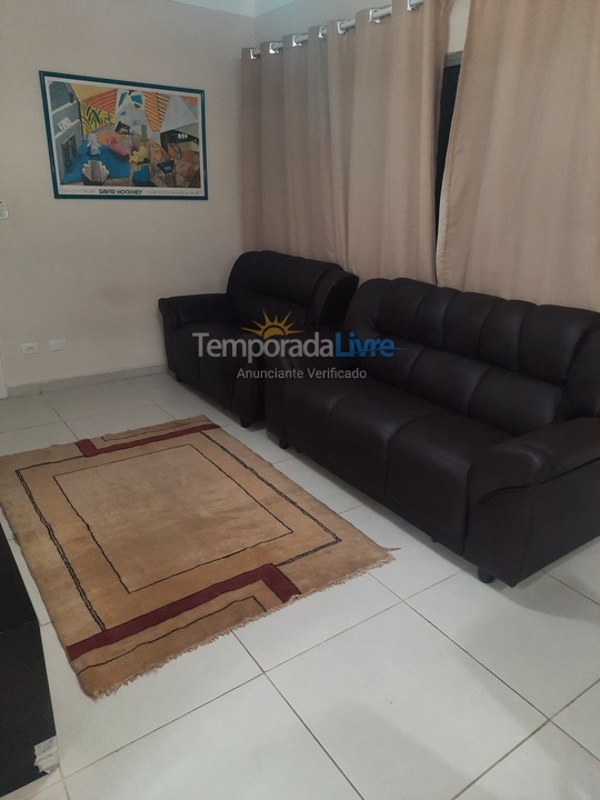 Apartamento para aluguel de temporada em Guarujá (Pitangueiras)