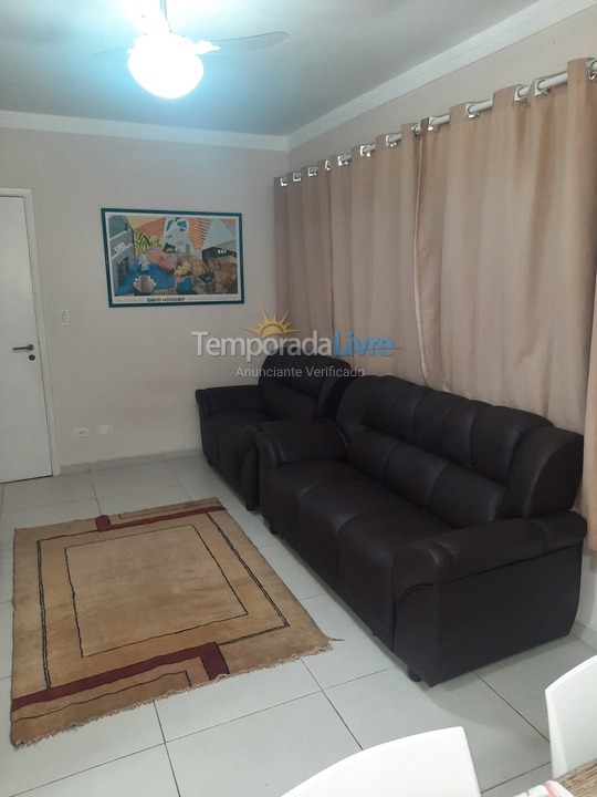 Apartamento para aluguel de temporada em Guarujá (Pitangueiras)