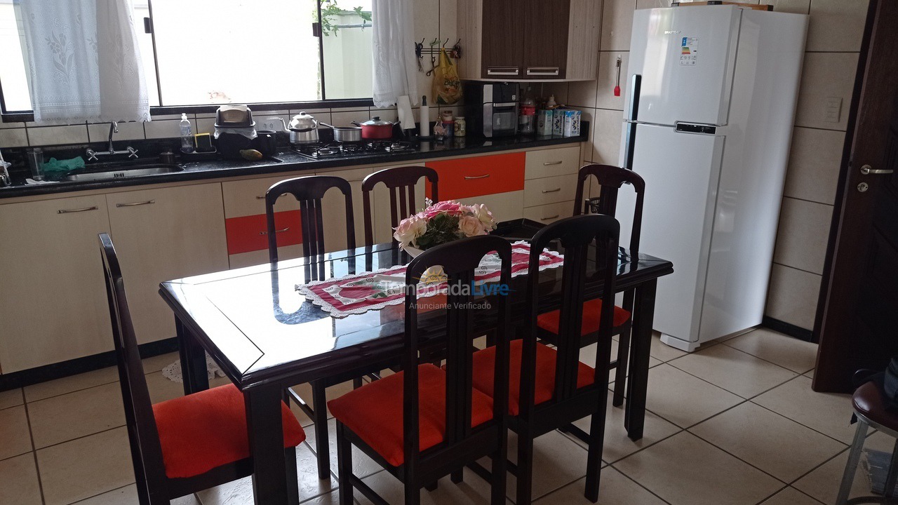 Casa para aluguel de temporada em Barra Velha (Itajuba)