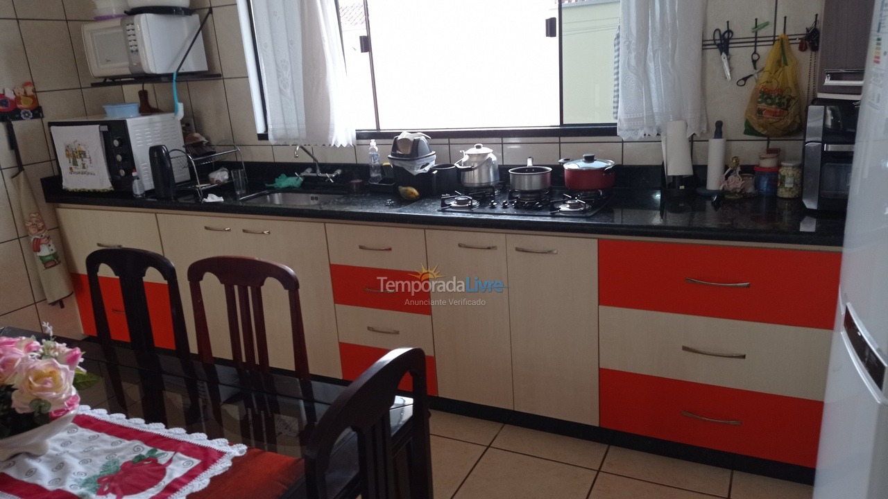 Casa para aluguel de temporada em Barra Velha (Itajuba)