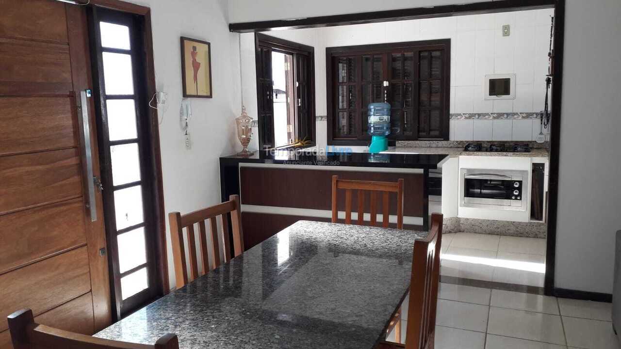 House for vacation rental in Balneário Camboriú (Nova Esperança)