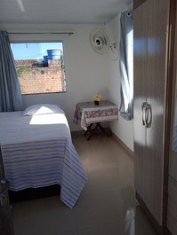 Casa com piscina ampla e confortável pra suas férias ou a trabalho