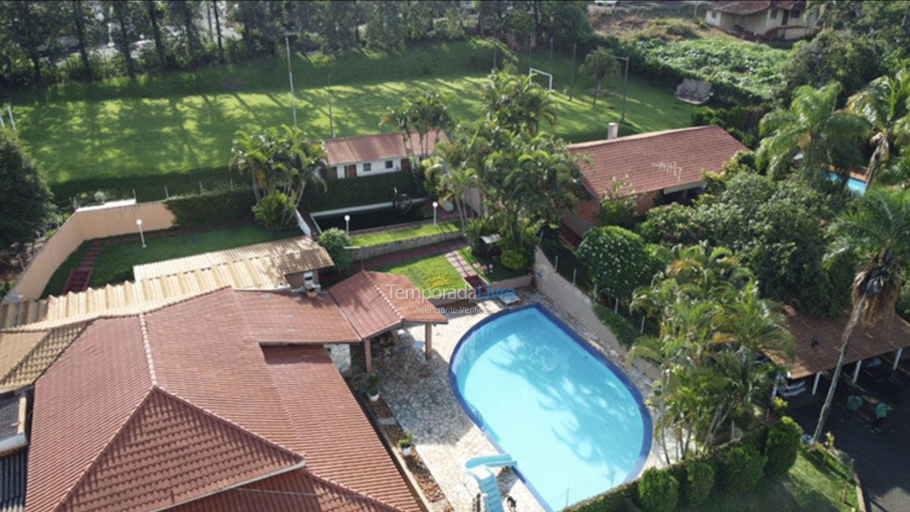 Chácara / sítio para aluguel de temporada em Londrina (Jardim Planalto)