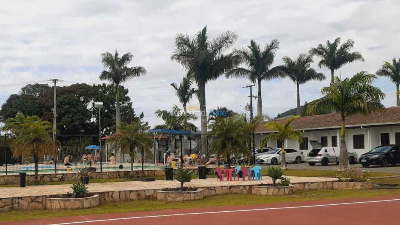 Apartamento para aluguel de temporada em Matinhos (Flamingo)