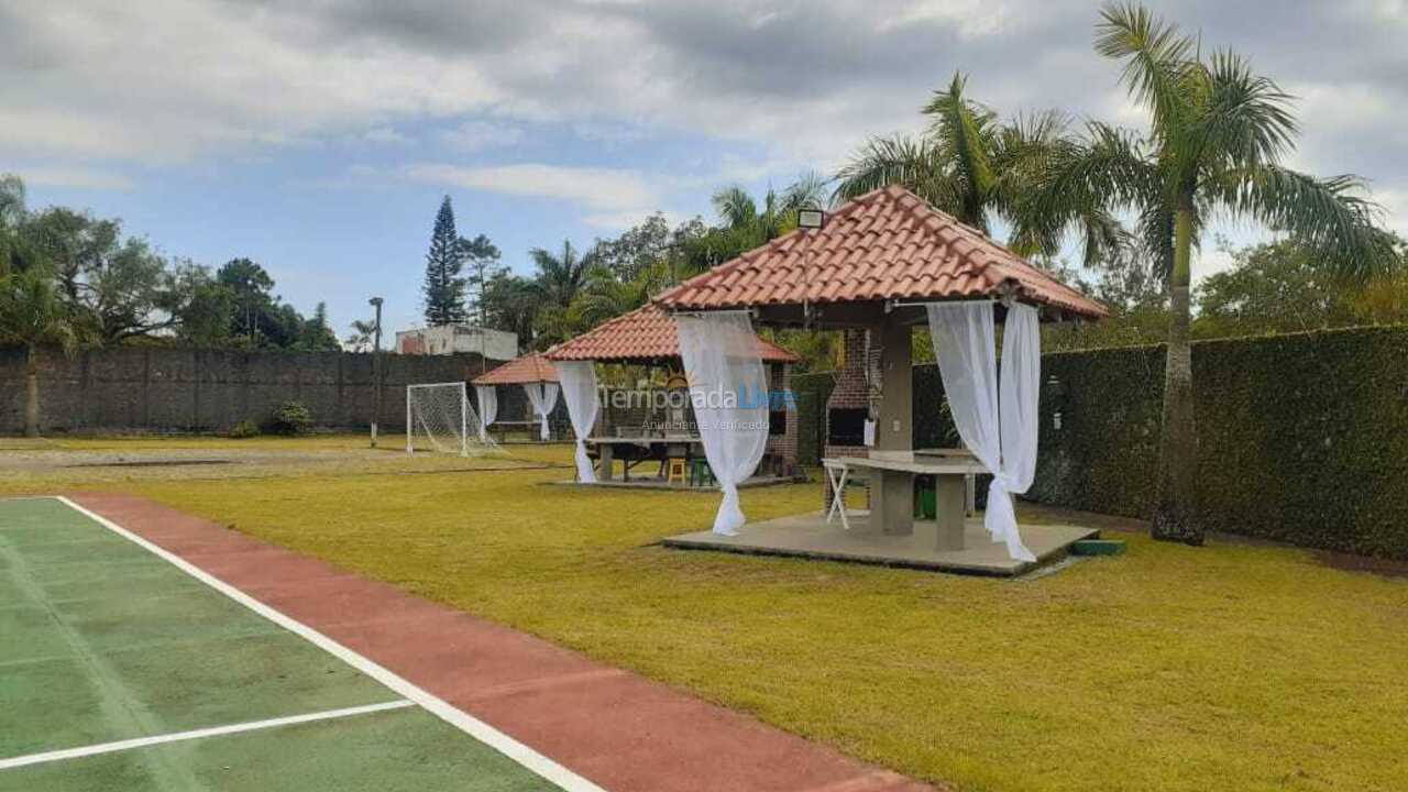 Apartamento para aluguel de temporada em Matinhos (Flamingo)