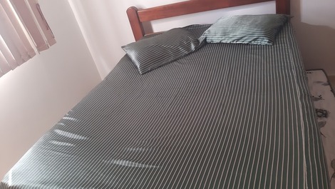 Apto um quarto com ar condicionado e vista parcial para Praia do Forte