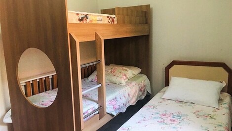 (366) TRILPLEX IN FRONT OF THE SEA IN BOMBINHAS