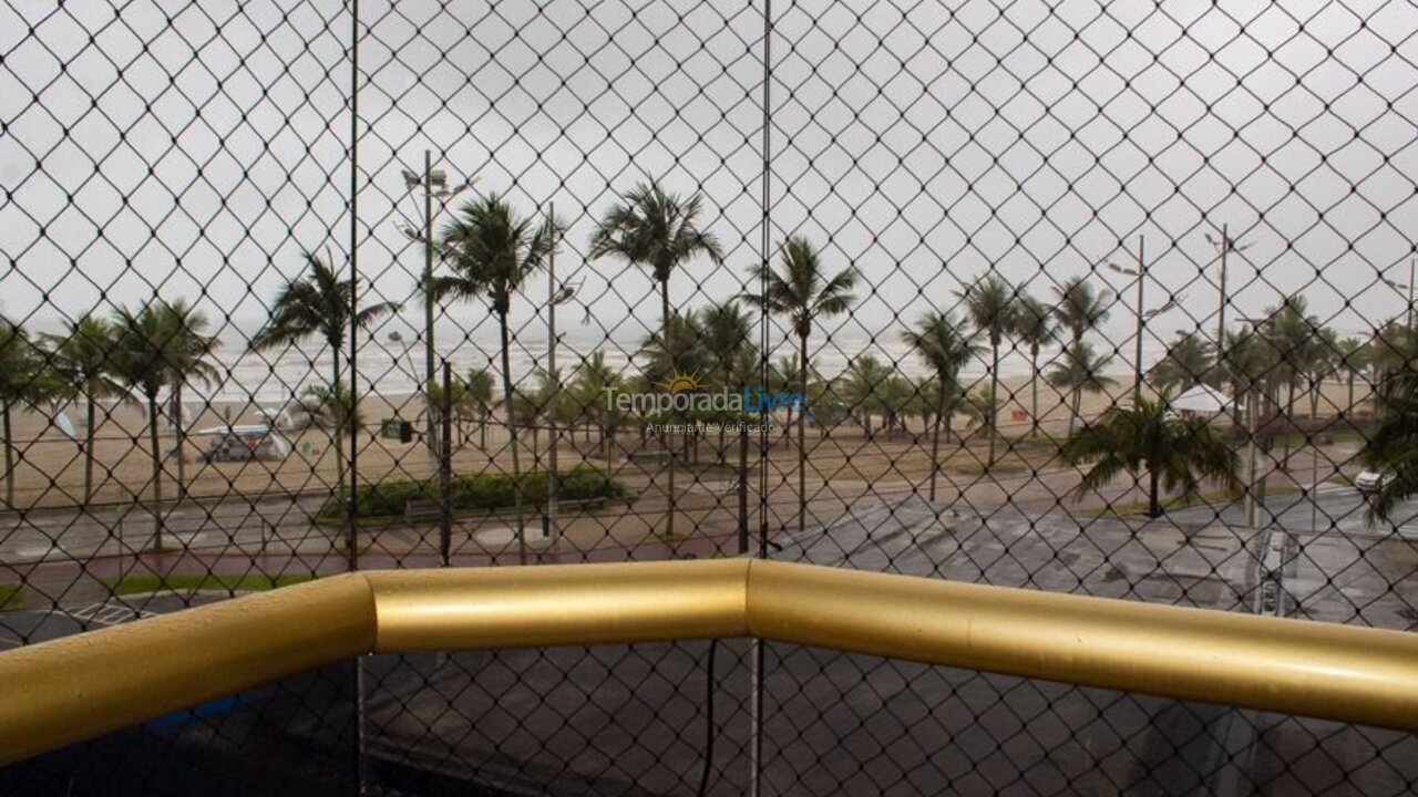 Apartamento para aluguel de temporada em Praia Grande (Vila Mirim)