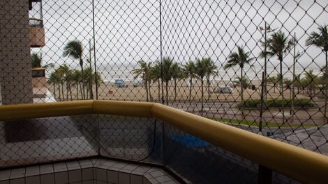 M001 - Apto Vista Mar na V. Mirim com Piscina