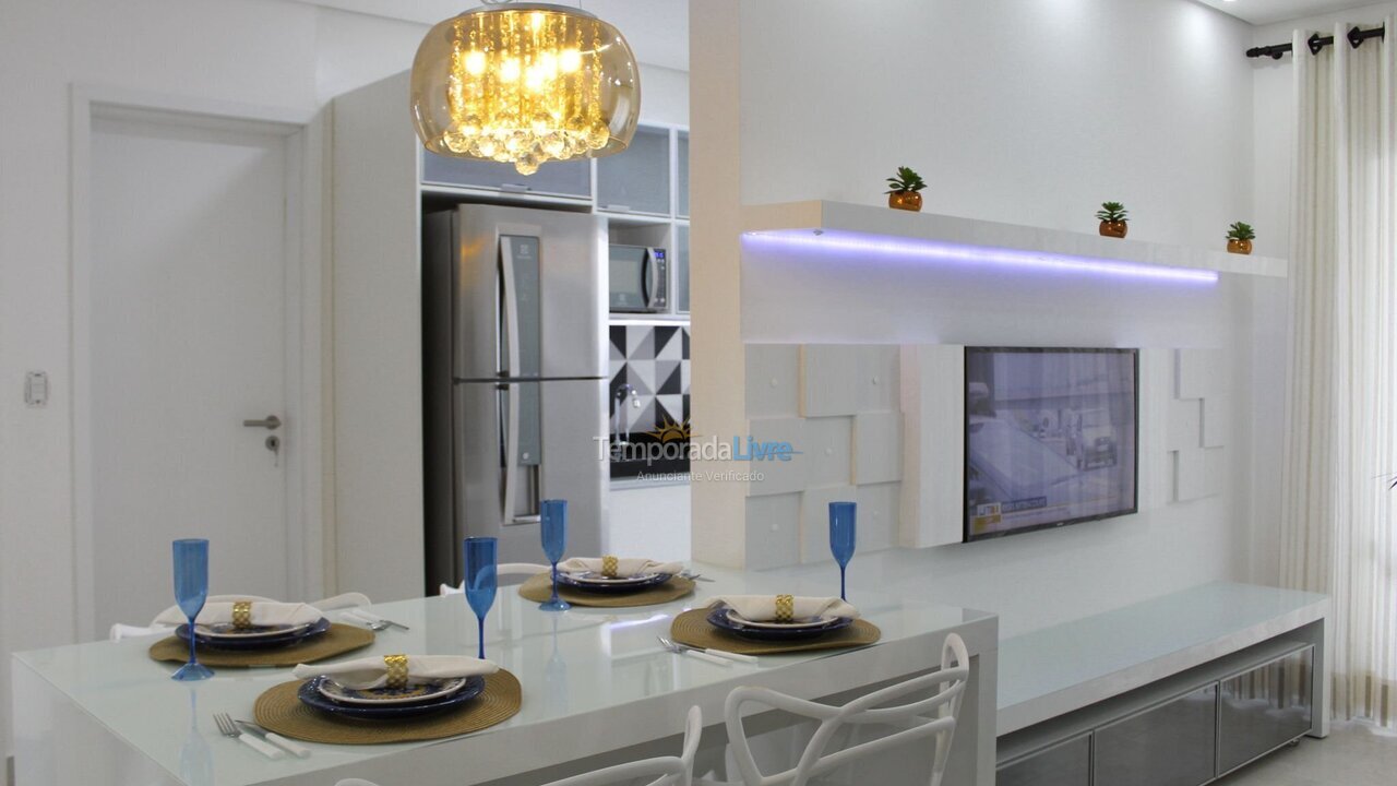 Apartamento para aluguel de temporada em Praia Grande (Boqueirão)