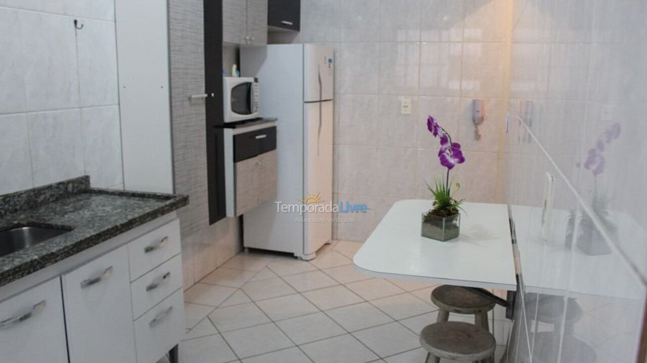 Apartamento para aluguel de temporada em Praia Grande (Vila Mirim)