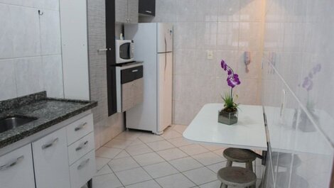 M001 - Apto Vista Mar na V. Mirim com Piscina