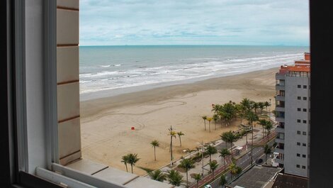 A008 - Frente al mar con barbacoa en el balcón -WHATSAPP (11) 98167-1362