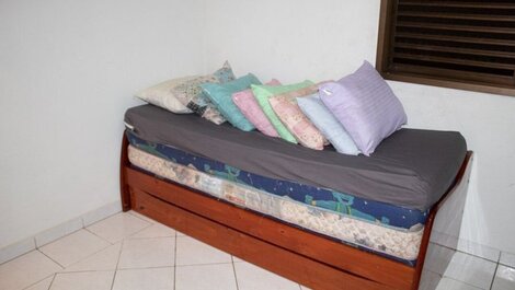 M001 - Apto Vista Mar na V. Mirim com Piscina