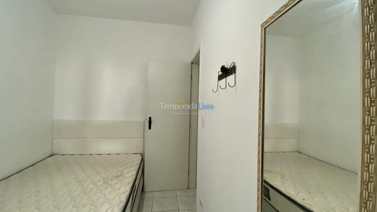 Apartamento para aluguel de temporada em Praia Grande (Vila Mirim)
