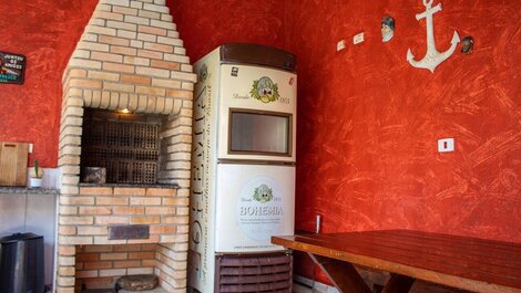 P006 - Casa de 3 dormitorios con piscina y barbacoa