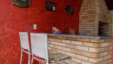 P006 - Casa de 3 dormitorios con piscina y barbacoa