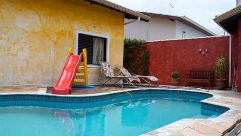 P006 - Casa de 3 dormitorios con piscina y barbacoa