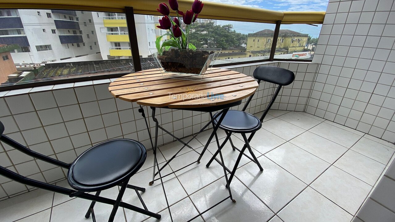 Apartamento para aluguel de temporada em Praia Grande (Vila Mirim)